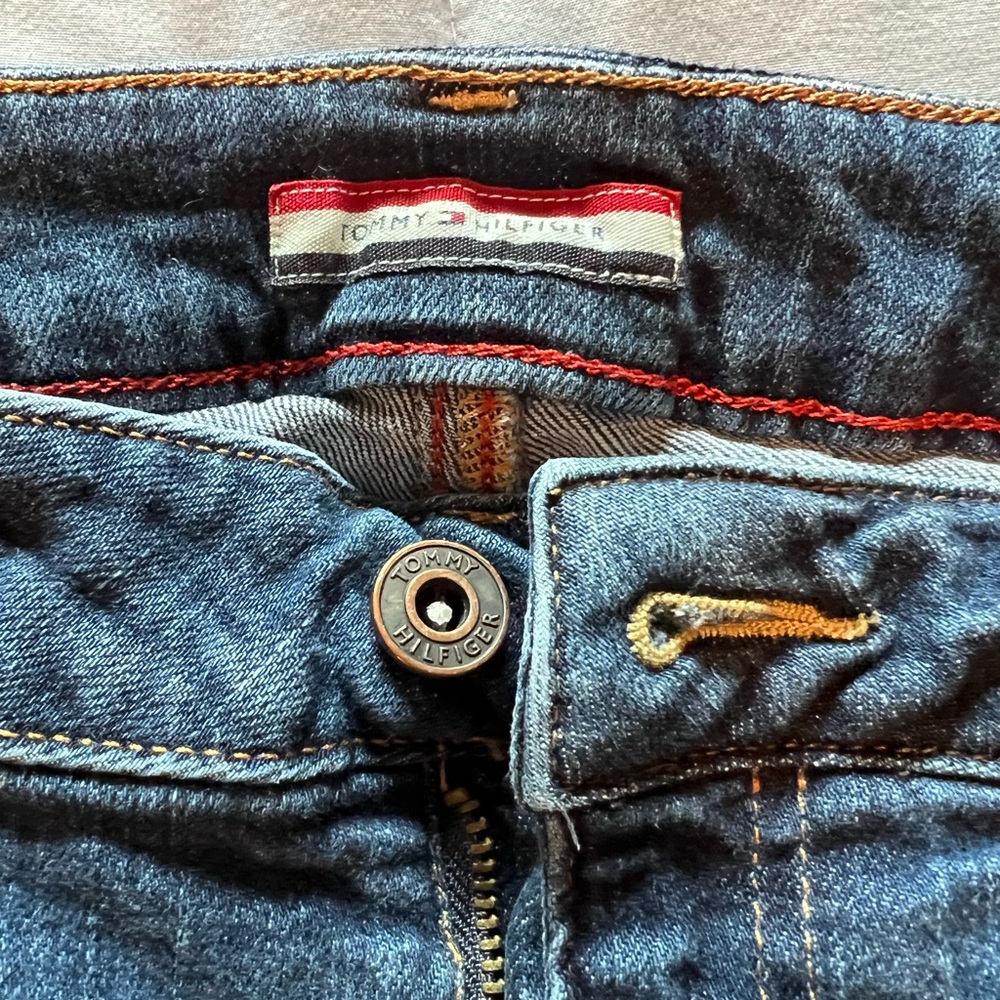 Women’s Tommy Hilfiger Long Length Denim Shorts Size 6 - Picture 2 of 4